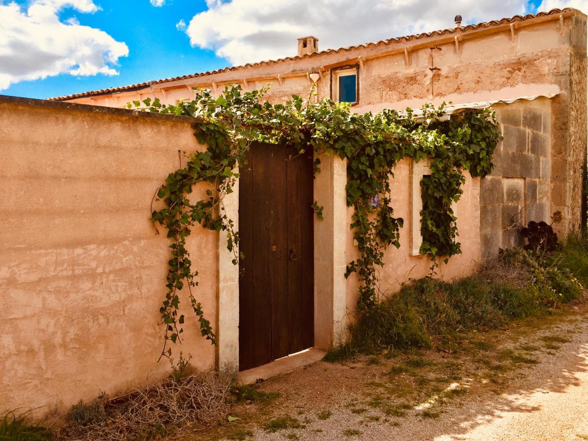 Arthouse Campos Mit Haus Galeria 110Qm Und Appartementhaus Mit Patio 30Qm Exterior photo